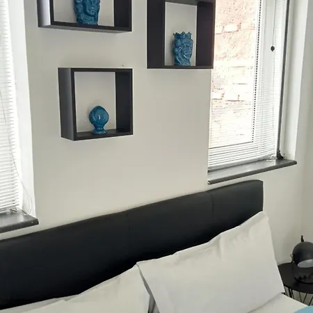 Apartment Grecale House *